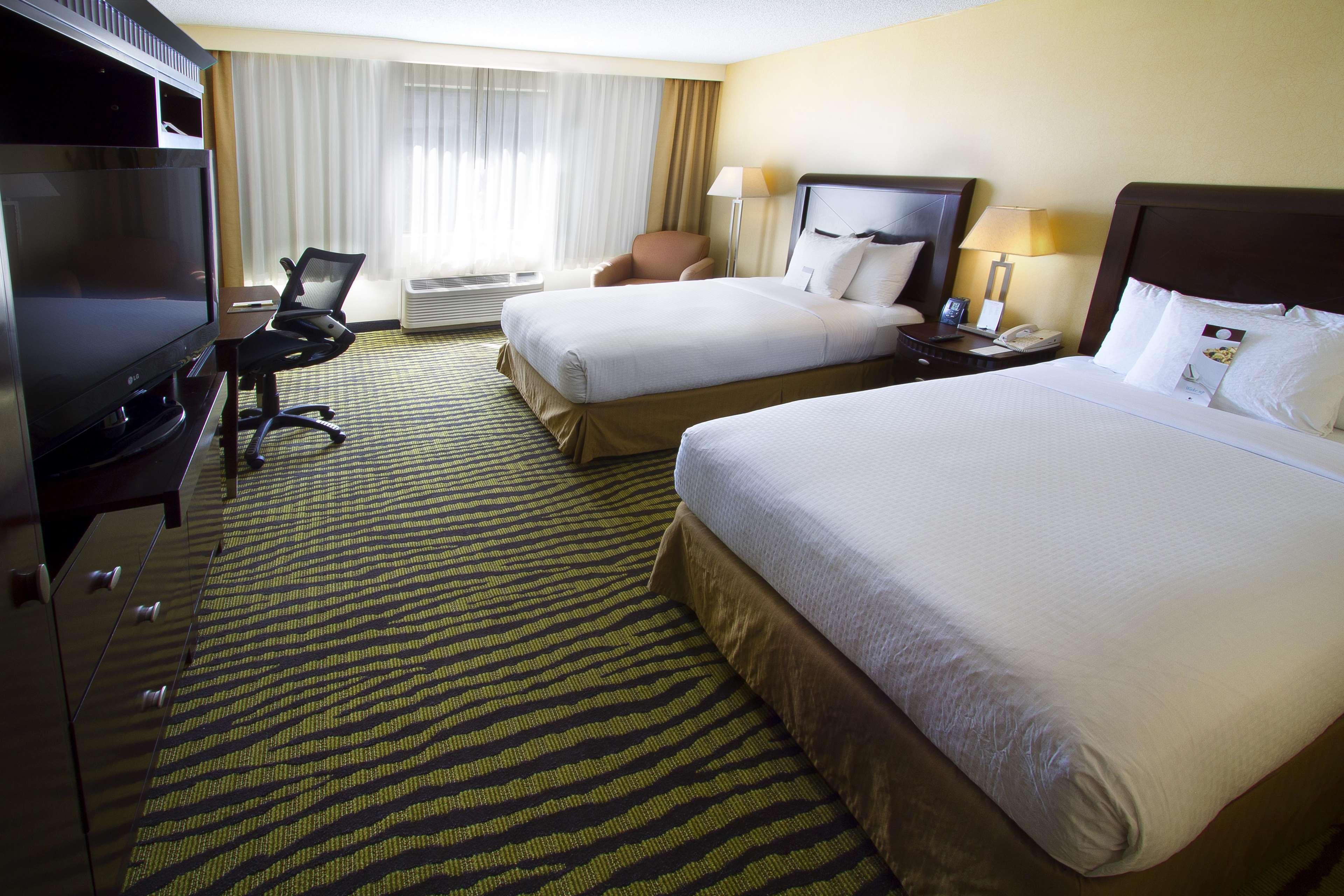 Hotel Doubletree By Hilton Orange County Airport à Santa Ana Extérieur photo
