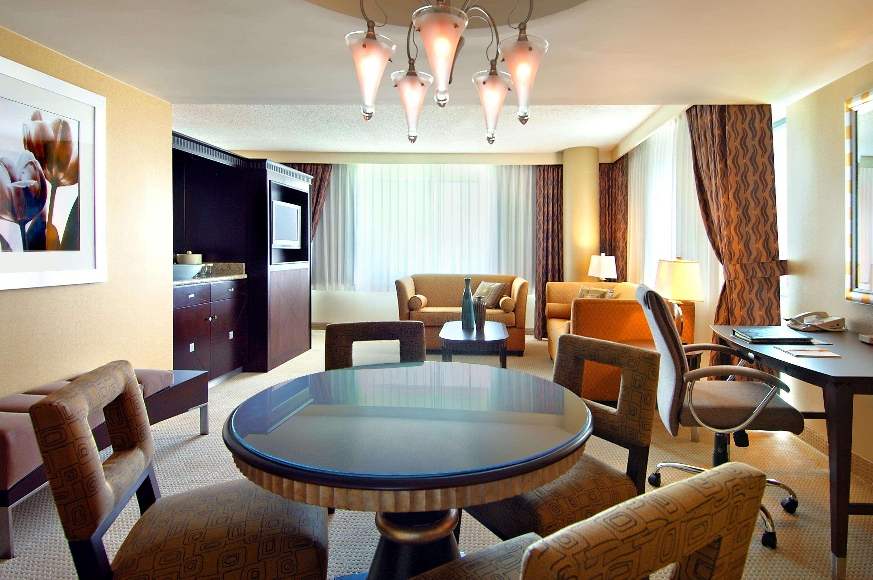 Hotel Doubletree By Hilton Orange County Airport à Santa Ana Extérieur photo