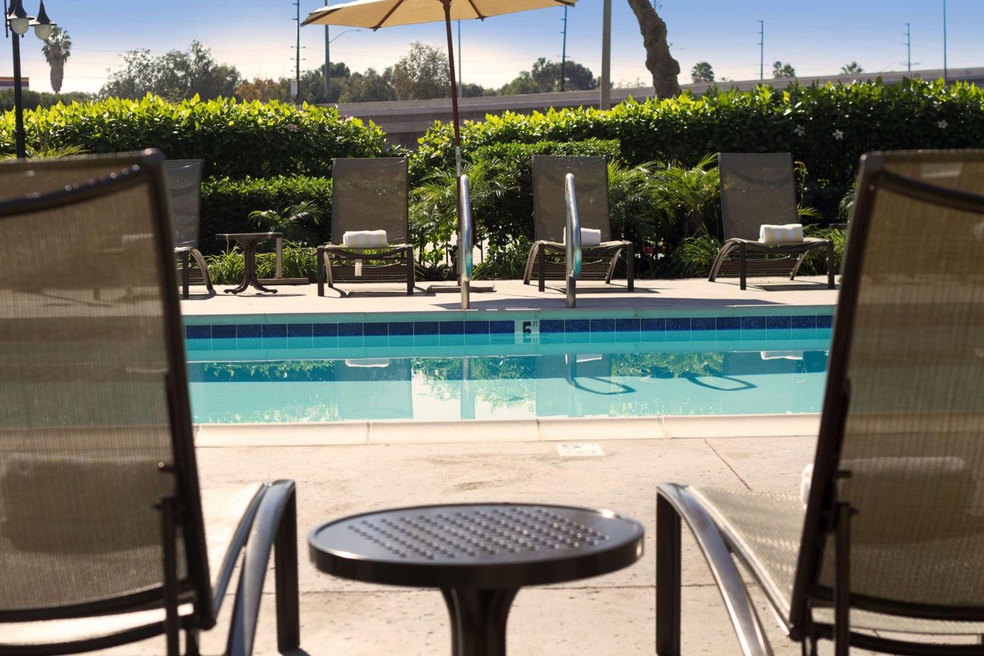Hotel Doubletree By Hilton Orange County Airport à Santa Ana Extérieur photo