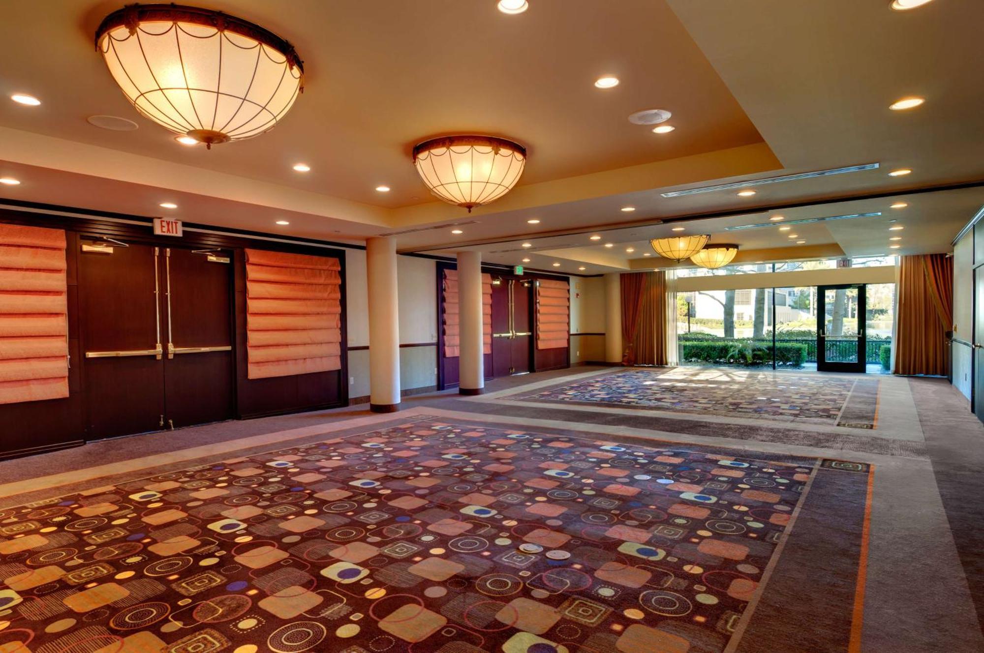 Hotel Doubletree By Hilton Orange County Airport à Santa Ana Extérieur photo